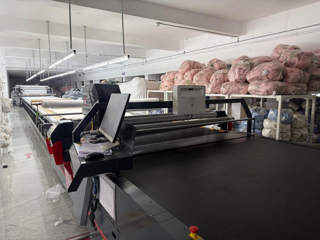 Automated CNC Fabric Cutting System